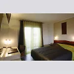 Logis La Fauceille 4* Perpinhã
