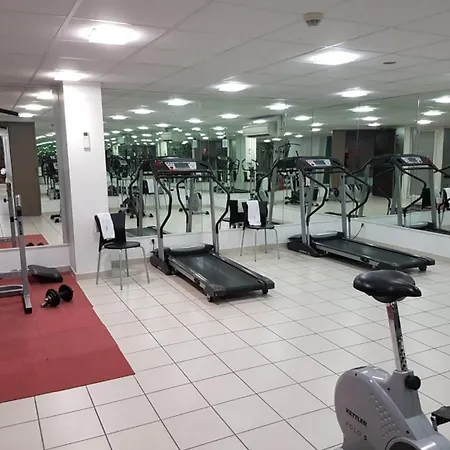 Logis La Fauceille Перпиньан