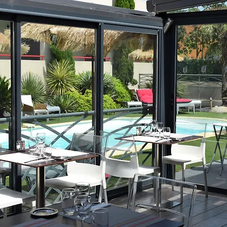 Logis La Fauceille ホテル ペルピニャン