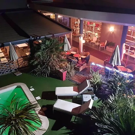 Logis La Fauceille 4* ペルピニャン