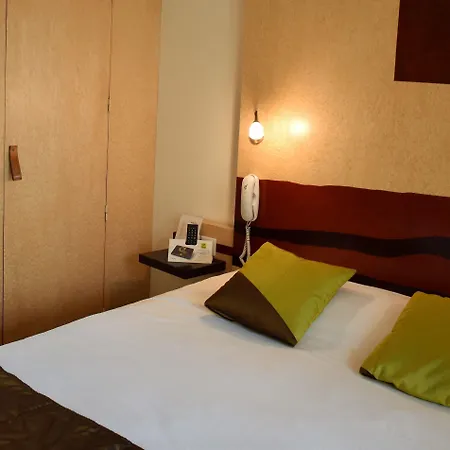 Отель Logis La Fauceille 4*