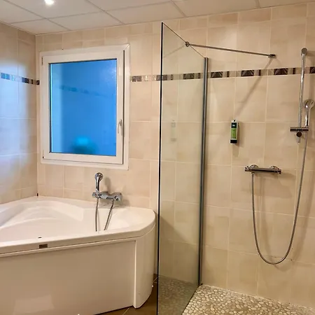 Logis La Fauceille 4* ペルピニャン