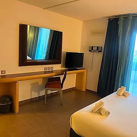 Logis La Fauceille Hotel Perpignan