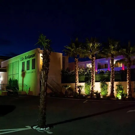 Logis La Fauceille Hotel 4*