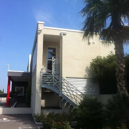 Logis La Fauceille 4*