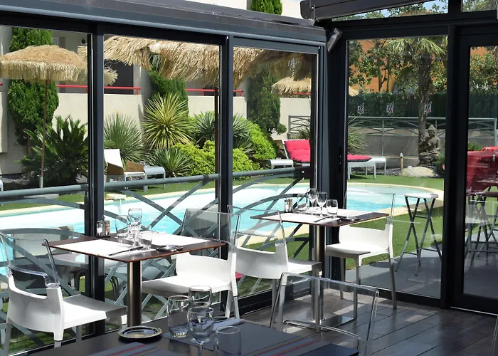 Logis La Fauceille 酒店 佩皮尼昂