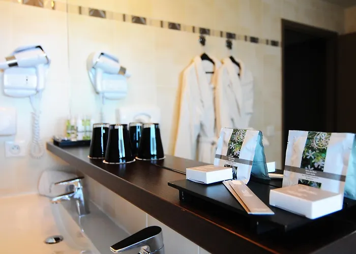 Hotel Logis La Fauceille 4*