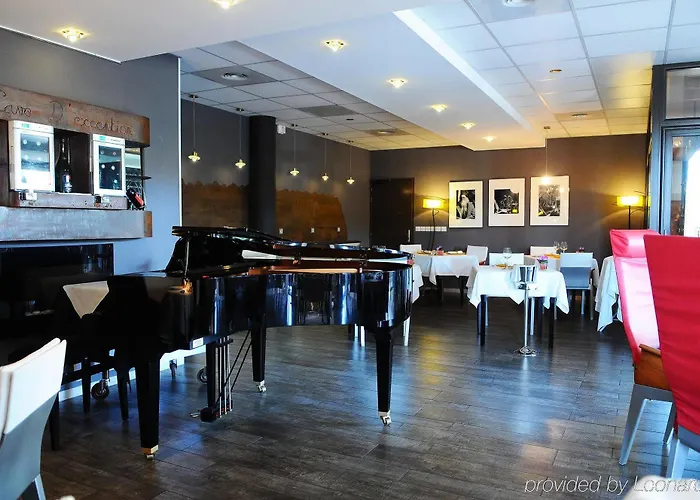 酒店 Logis La Fauceille 佩皮尼昂