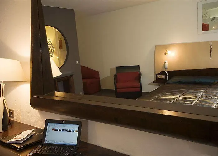 Logis La Fauceille ホテル