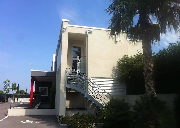 Logis La Fauceille 4*